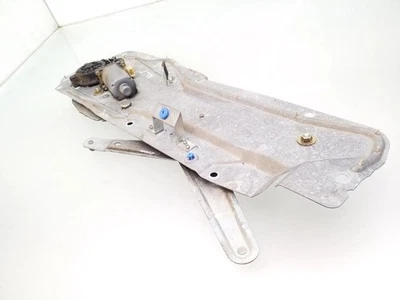 Volvo S70  V70  V70 XC 1997 Left front door electric window regulator 9152723 Foto 1 de 4