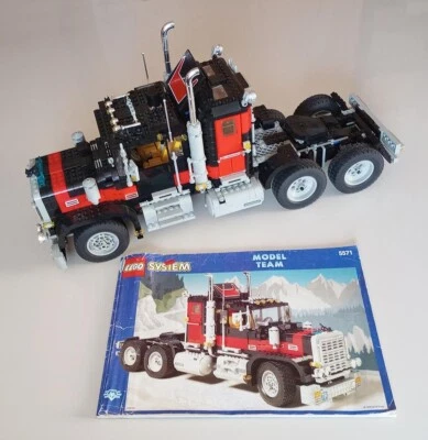 vintage LEGO Model Team 5571 Giant Truck (black cat) with instructions, RARE - Image 1 of 4