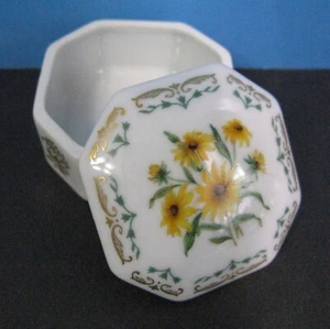 DAR Limoges Porcelain Trinket Box BLACK EYED SUSAN Flowers Of Colonial America - Bild 1 von 6
