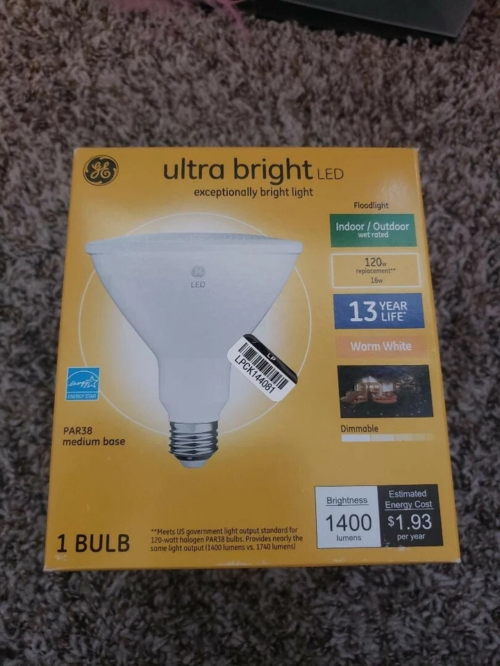 General Electric 120 PAR38 LED Light Bulbs White - Image 1 of 2