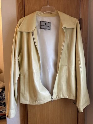 Chaqueta  Foto 1 de 3