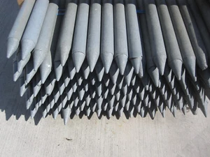 15x Pfosten Recycling grau Ø 8 cm, 2 m lang Pfähle Holz Weidepfahl Kunststoff - Bild 1 von 3