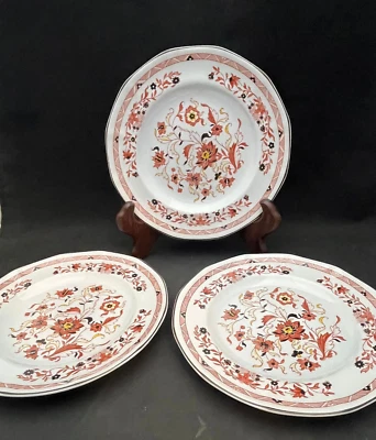 Wedgwood Kashmar 沙拉盘 (3 件套 ) - 红色、黑色和黄色花朵 — 第 1/4 张图片