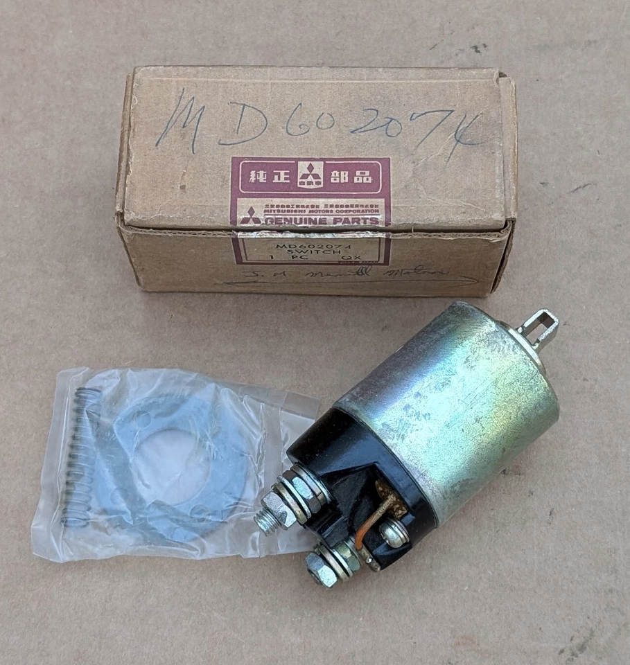 Mopar/三菱 NOS 初学者电磁阀开关 71-74 道奇 Colt — 第 1/1 张图片