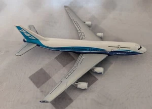 Boeing Livery 747-400 1:400 Scale Diecast Model - Boeing Licensed Model - Picture 1 of 5