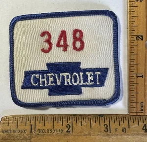 Parche bordado de motor bloque grande 348 logotipo pajarita Chevy Chevrolet vintage - Imagen 1 de 2