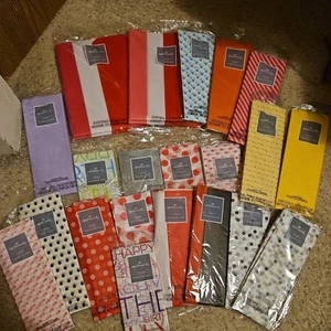 Hallmark Tissue Paper Lot - 19 Packs - Assorted Colors & Patterns - Picture 1 of 7