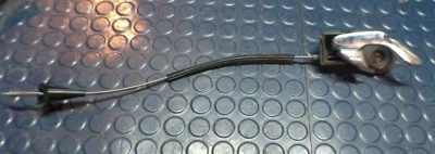 05-07 Mercury Mariner Manija de puerta interior de pasajero trasero derecho con cable OEM Foto 1 de 4