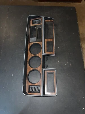 1984 Dodge Truck Dash Cluster AC 2WD Trim Bezel 82 83 84 85 86 87 88 Mopar NICE - Изображение 1 из 4