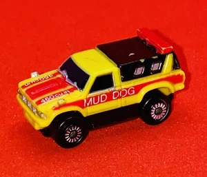 Micro Machines Toyota Hilux Pickup Micro Lights Red 1989 Galoob MUD DOG w/ Rack - Picture 1 of 5