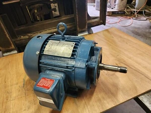 Century CPE24 Close Coupled Pump Motor 3 Hp 182JM 3505 rpm. Inverter Duty Motor - Picture 1 of 12