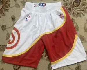 Authentic Vintage Adidas NBA Atlanta Hawks Basketball Shorts Sz M - Picture 1 of 9