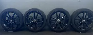 Original VW Golf 7 GTI R TCR Pretoria Alufelgen Winterräder 18 Zoll 5G0601025EC - Bild 1 von 17