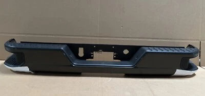Conjunto de parachoques trasero Chevy Silverado 2500HD 3500HD 2020-2025 OEM CANNON METALLIC Foto 1 de 4