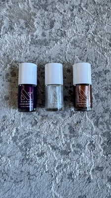 Paquete de 3: Lote de esmaltes de uñas oliva y junio | NUEVO | Colores brillantes de vacaciones de otoño Foto 1 de 4