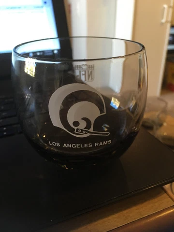 Los Angeles Rams  NFL Football  Smoked Glass Drinking Cocktail Glass Cover