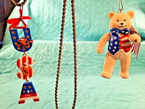 2 Patriotic Ornaments NIB American Greetings 2001 Christmas - Picture 1 of 12