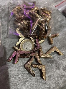 50 protectores de esquina de álbum de fotos de metal dorado rosa con tapa dura menú álbum de recortes - Imagen 1 de 5