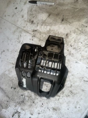 Homelite UT20046 OEM String Trimmer engine shroud crankcase cover - Image 1 of 4