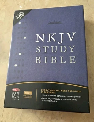 NKJV Study Bible by Thomas Nelson Publishing Staff  (Leather) w/ CD Rom Foto 1 de 4