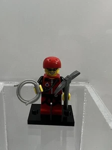LEGO Mountain Climber Minifigure Series 11 Complete - Picture 1 of 2