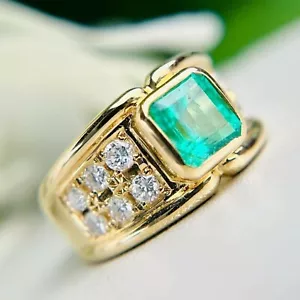 Wedding Mens 14K Yellow Gold Plated 3Ct Simulated Green Emerald Diamond Ring - Picture 1 of 6