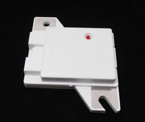 2101-3702000 Regler für Lichtmaschine Lada 2101 - 03 , 2106 , Niva 1600 - Bild 1 von 1