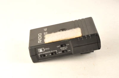 *Quantum Radio Slave 4i Flash Transmitter Frequency B Tested Works With Cables - Image 1 of 4