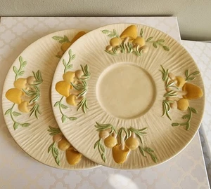 Juego de 2 Platos de Setas de Cerámica 3D Arnels Vintage 9" Boho Verde Amarillo Beige  - Imagen 1 de 15