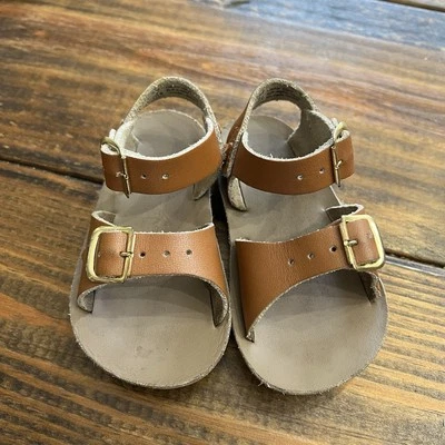 Sandalias Sun-San SaltWater, estilo surfista, gancho y bucle, tostadas, niño pequeño, talla 4 Foto 1 de 4