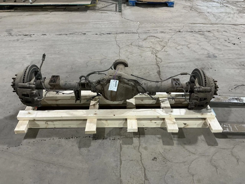 Rear Axle Pickup Srw 6.2L Non-locking Fits 13-16 FORD F250SD PICKUP 833273 - Image 1 of 4