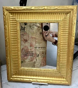 VTG Ornate Gold Tone Gallery Wall Mirror Hollywood Regency Wood 16x13.75in - Picture 1 of 9