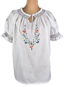VTG~NWOT~Giras~Women XL~WhiteTraditional Greek Embroidered & Smocked S/S Blouse - Picture 1 of 13