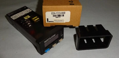 Watlow 935A-1CC0-000R Temperature Controller 935A1CC0000R Control NEW - Image 1 of 4
