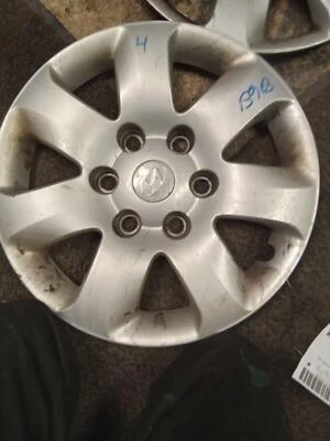 OEM 16 INCH Wheel Cover HYUNDAI ENTOURAGE 07 08 09 10 - Image 1 of 4