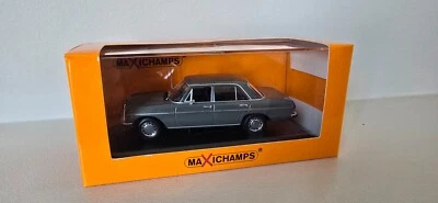 MaxiChamps Mercedes-Benz 200 1968 Grey 1/43 - Immagine 1 di 4