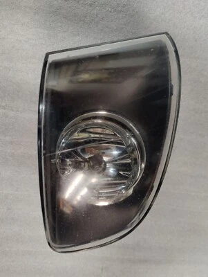 07-08 Luz antiniebla derecha BMW 328xi OEM con bombilla Foto 1 de 4