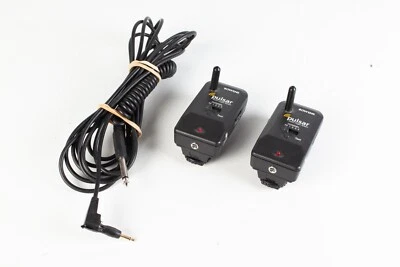 Bowens Pulsar RX/TX Radio Flash Triggers x 2.    Multi Channel Radio Trigger Kit - Image 1 of 4