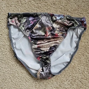 Bikini vintage Victorias Secret seconda pelle mutandine nonna raso floreale USA L - Foto 1 di 6