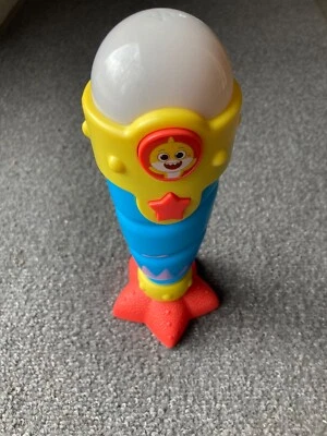 Baby Shark's Big Show Sea Jam Microphone Lights Sound (video) - Image 1 of 2