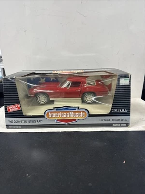 Ertl 1963 Signature Chevrolet Corvette Stingray 1:18 Diecast Car - Image 1 of 4