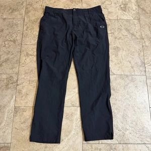 Oakley Black pants stretch waist golf performance 38x30 regular fit - Picture 1 of 8