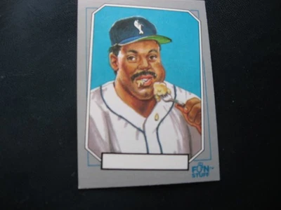 1992 Confex The Baseball Enquirer #8 Cecil Fielder  NM - Image 1 of 2