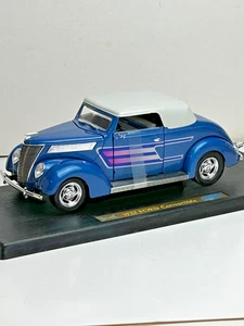 Yat Ming 1:18 Scale Diecast 1937 Ford Convertible with Box - Picture 1 of 24
