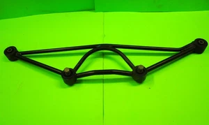 1998-03 Jaguar XJ8 XK8 Rear Differential Wishbone Support Mount Bracket - Picture 1 of 5