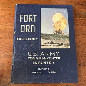 Fort Ord US Army Infantry Yearbook Company C 5th Battalion 1st Brigade 1964 - Picture 1 of 7
