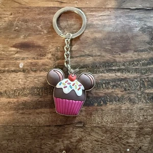 Disney Parks Keychain Sweet Treat-Mickey Mouse Ears Treat Red Cupcake A1 - Picture 1 of 2
