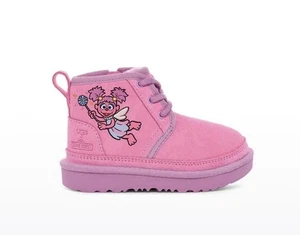 Nuevas botas UGG X ABBY/ELMO Neumel II 1147231T talla preescolar rosa - Imagen 1 de 6