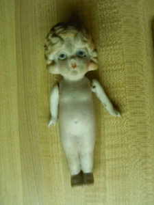 Porzellan Biskuit 5" Puppe Made in Japan bewegliche Arme - Bild 1 von 4