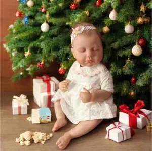 50 CM Realistisch Reborn Puppen Baby Ganzkörper Vinyl  XMAS Geschenk - Bild 1 von 9